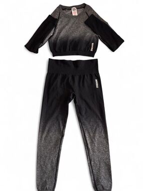 GYMSHARK set: Adapt Seamless black & grey ombre crop top and leggings - Size M